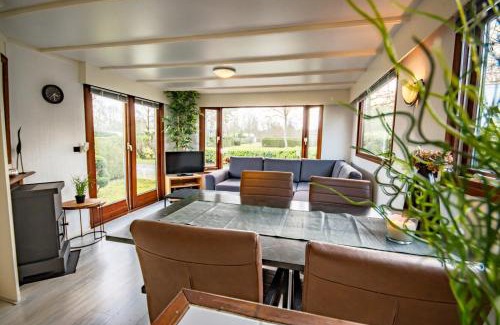 Schoonloo Ski Chalet | 'Hunebed Chalet' - De Tien Heugten