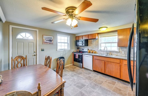 Encampment House | Hunt, Fish & Hike: Home w/Deck in Encampment