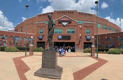 Midtown House | Hunter Hound