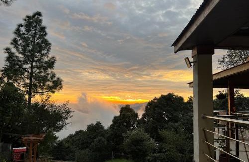 Dhirkot Cabin | Hunter's Cottage