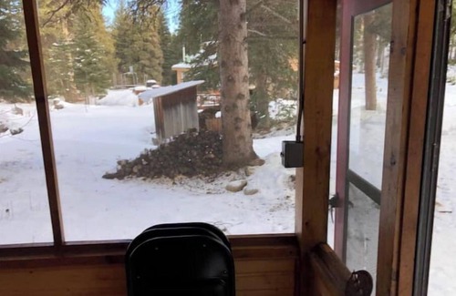 Saddlestring Cabin | Hunters Cabin