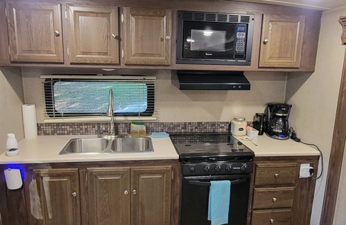 Battletown House | Hunting/Fishing and Boating on Little Blue River.