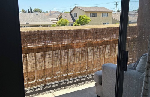 Huntington Beach Condo | Huntington Beach 5-10 minutes from the beach