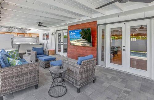 Huntington Beach House | Huntington Beach, AC, Pool, Hot Tub, Detached Office, Close to Beach, Outside Entertaining Area