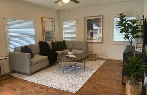 Yorktown Villa | Huntington Highlight - Pool, Patio, Close To Beach