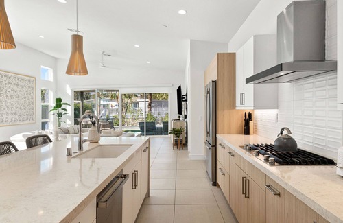 Indian Wells House | 'Huntley House' Swanky Desert Modernism