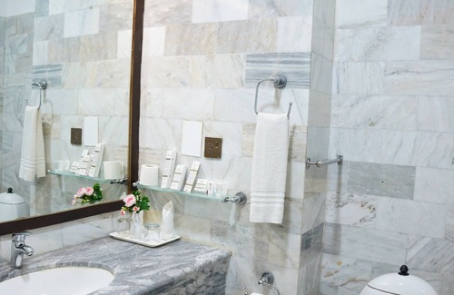 Karimabad Hotel | Hunza Darbar Hotel