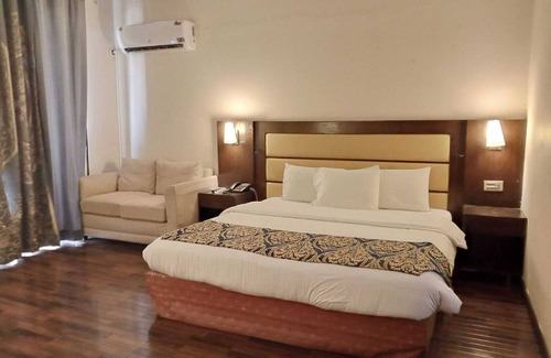 Karimabad Hotel | Hunza Darbar Hotel