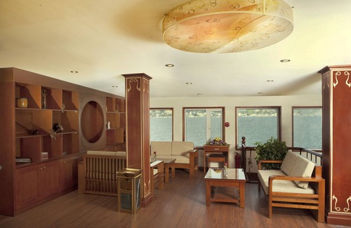 Hon Gai Boat Rental | Huong Hai Sealife Cruise