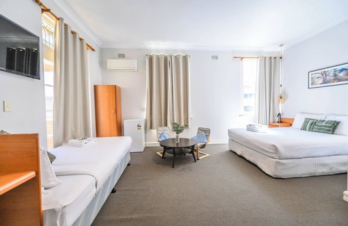 Hurstville Hotel | Hurstville Ritz Hotel