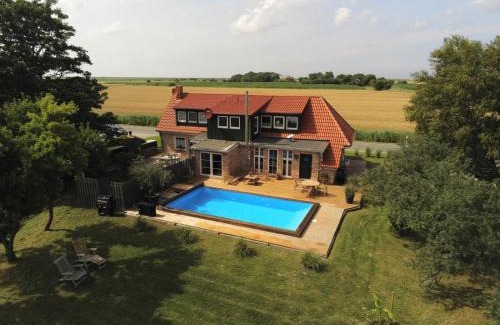 Ostermarsch House | Huus ant Diek, Luxus in Deichnähe, Erdgeschosswohnung mit Pool