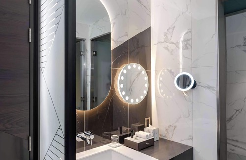Dubai Hotel | Hyatt Centric Jumeirah Dubai