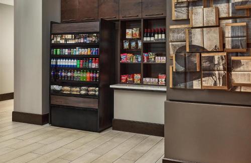 Dupont Hotel | Hyatt Place Pena Station/Denver Airport