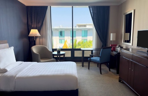 Nong Prue Hotel | Hyatt Regency Bangkok Suvarnabhumi Airport