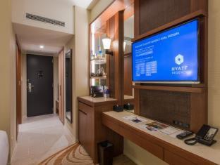 Makishi Hotel | Hyatt Regency Naha, Okinawa