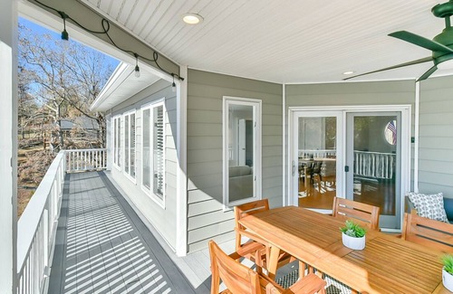 Semora House | Hyco Lake’s Crystal Haven, Hot-tub, Large Dock