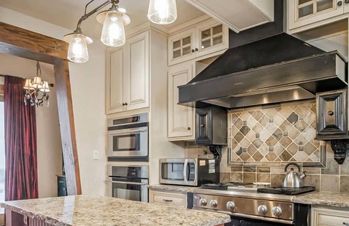 Winter Park Ski Chalet | Hygge Hideaway | Cozy Wildlife View Hot Tub