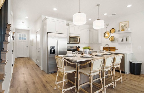 Washington Fields Condo | Hygge House | EV Charger