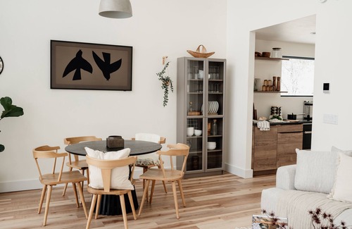 Door County Cabin | Hygge Lake Cabin-Waterfront & 5 acres of Serenity- Pet friendly