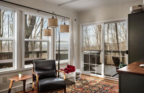 New Market House | Hygge mountain retreat with stunning views