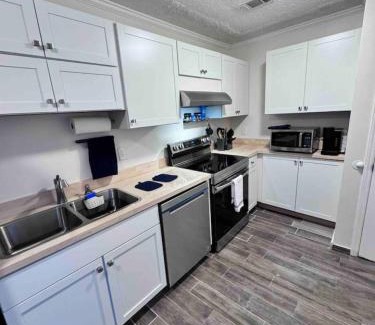 Pooler Apartment | I-95 and Tanger Outlets. Pet Yes