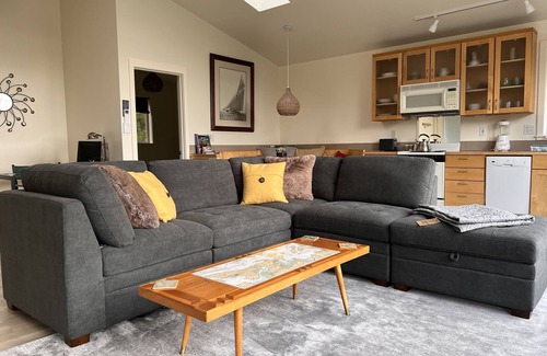 Anacortes Cabin | I'm Your Huckleberry.or.Guemes Island Cabin with stunning views