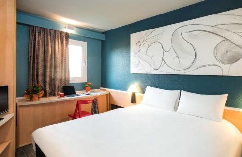 Valbonne Hotel | ibis Antibes Sophia-Antipolis