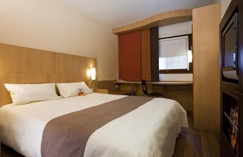 Jasseron Hotel | ibis Bourg Jasseron/Teyssonge