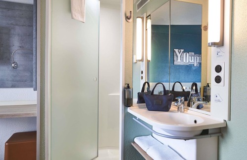 Bordeaux Sud Hotel | ibis budget Bordeaux Centre Gare Saint Jean