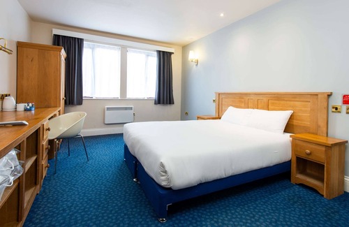 Bromsgrove Hotel | ibis budget Bromsgrove