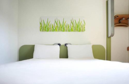 Poitiers Hotel | ibis budget Gare de Poitiers