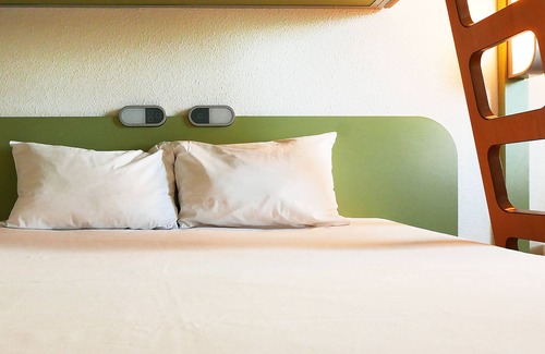 Bonchamp-les-Laval Hotel | ibis budget Laval