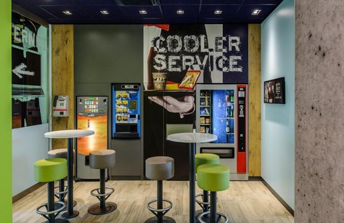 Himmelreich Hotel | Ibis Budget Salzburg Airport - Self-Check-In