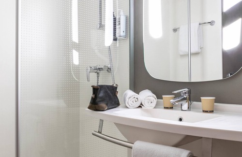 Creteil Hotel | ibis Créteil