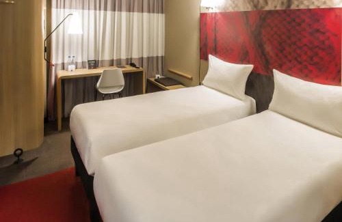 Stratford and New Town Hotel | ibis London Stratford