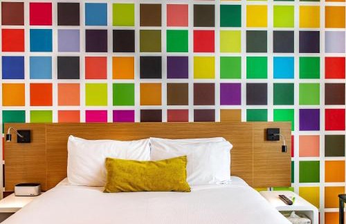 Brisbane Central Business District Hotel | ibis Styles Brisbane Elizabeth Street