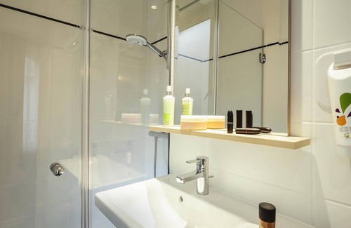 Charonne Hotel | ibis Styles Paris Nation Porte De Montreuil