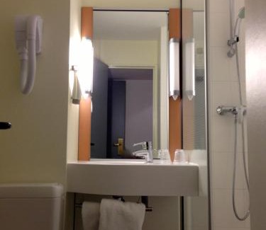 Saint-Etienne Hotel | Ibis Styles St Etienne - Gare Chateaucreux