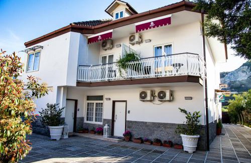 Pozzuoli Bed & Breakfast | Ibisco suites