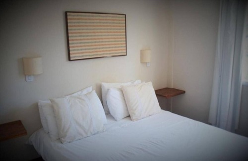 San Carlos de Bariloche Hotel | Ideal 2BR Condo w Breathtaking Views and Hot Tub