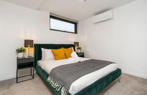 Braddon Apartment | Ideal 2BR Apt in the Heart of Braddon - Hosted by Canstay