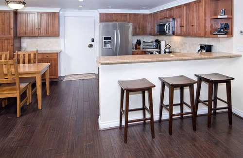 Vail Condo | Ideal Location in Vail Village w/Attractive Decor! Walk to Free Shuttle, Slopes