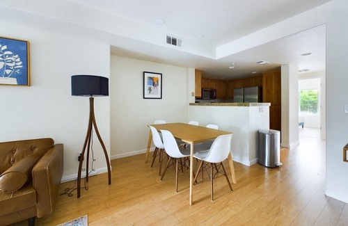 Willow Glen House | Ideal San Jose 3BR w/Pool & A/C, nr Trails & Light Rail, by Blueground