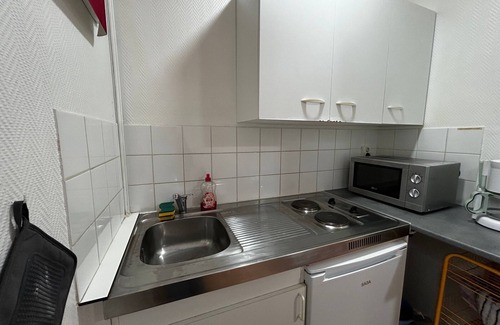 La Roche-Posay Apartment | Ideal studio between downtown and Thermal Baths with garden and WIFI