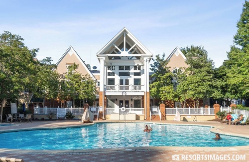 Lackey Cottage | Ideal Williamsburg vacation in a great location near all the attractions