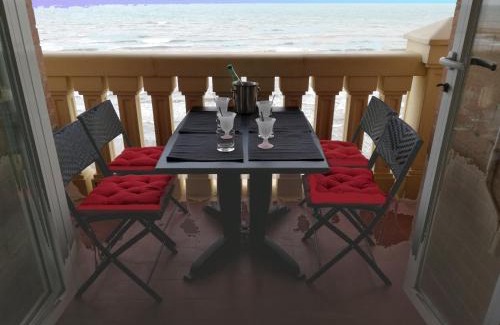 Port Saplaya Apartment | IDEALLY located on BEACH