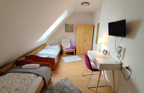 Kyselica House | Idylický rodinný penzión Arkádia pri Dunajskej cyklotrase