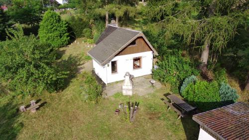 Suhl Apartment | Idylissches Ferienhäusle im Thüringer Wald