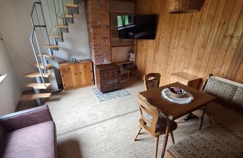 Suhl Apartment | Idylissches Ferienhäusle im Thüringer Wald