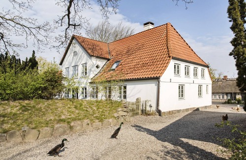 Pommerby House | Idyll near the beach with oven, sauna and plenty of space for families from 395 Euro